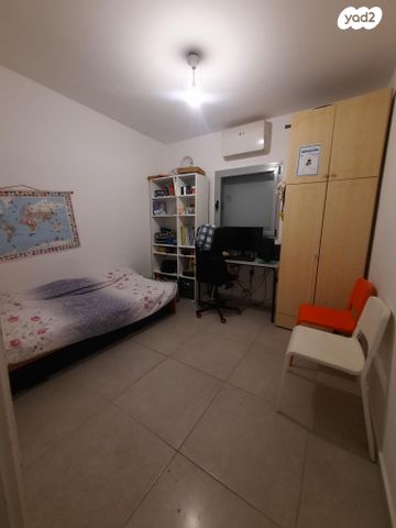 דירה, תרשיש, רובע יזרעאל סביוני העמק, עפולה