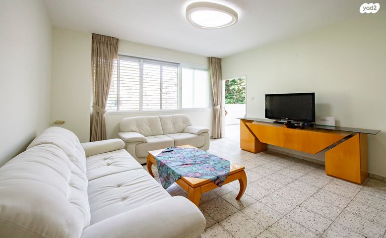 דירה, הצנחנים 22, מחנה יהודה, פתח תקווה