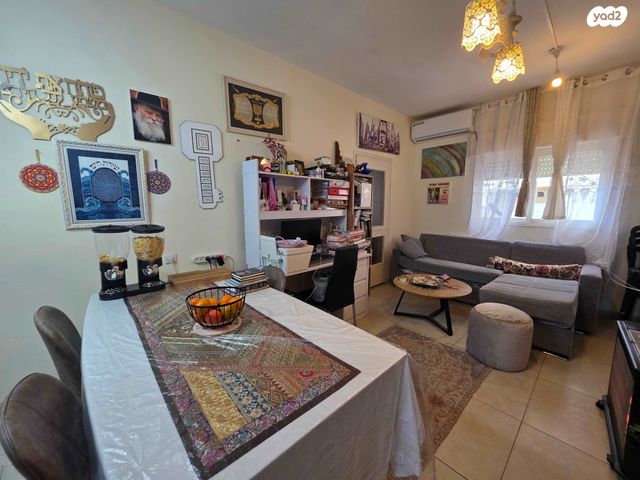 דירה, שדרות רוטשילד 13, מרכז העיר, חדרה