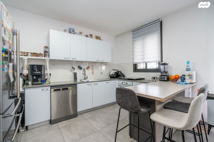 דירה, לבונה, אור ים, אור עקיבא