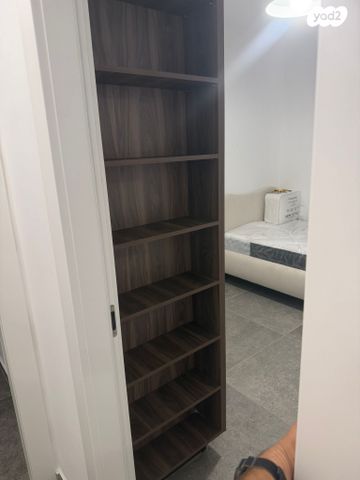 דירה, יהורם גאון, דרום חדש, פארק הים, בת ים