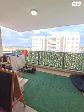 דירה, הכלניות, שדרות