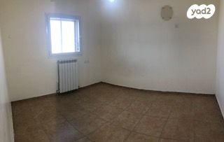 דירה, הרב כלפון משה הכהן, חומת שמואל, הר חומה, ירושלים