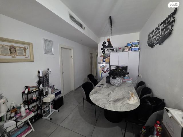 דירה, משכנות האומנים, קרית מוצקין