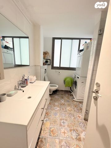 דירת גן, עטרות, תל יהודה, רמת גן