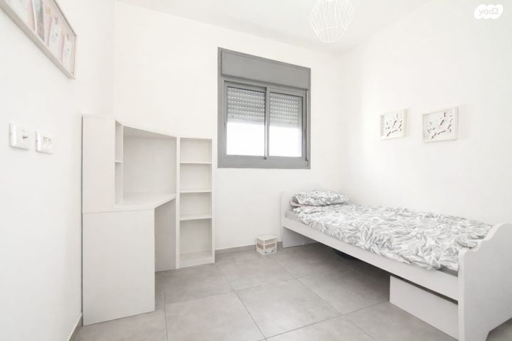 דירה, הרב נריה 3, קרית השרון, נתניה