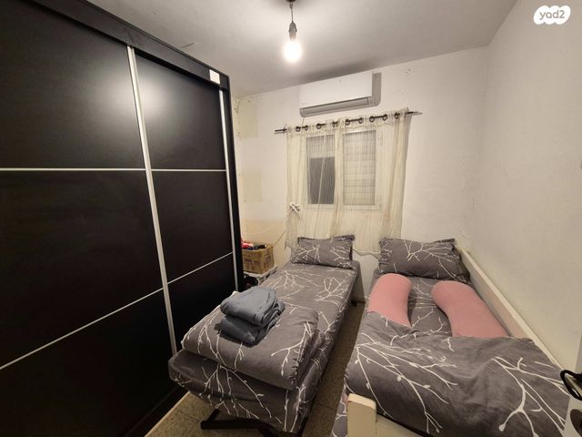 דירה, הרב חזני, בבא סאלי, נתיבות