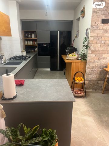 דירת גן, נווה מנחם, באר שבע