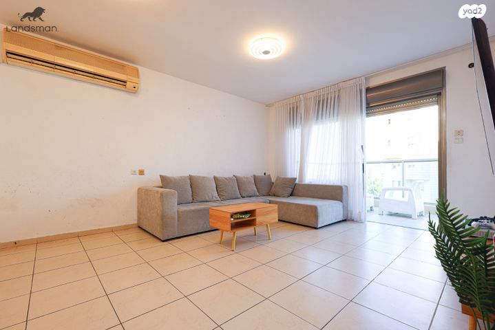 דירה, יוסף 7, קרית השרון, נתניה