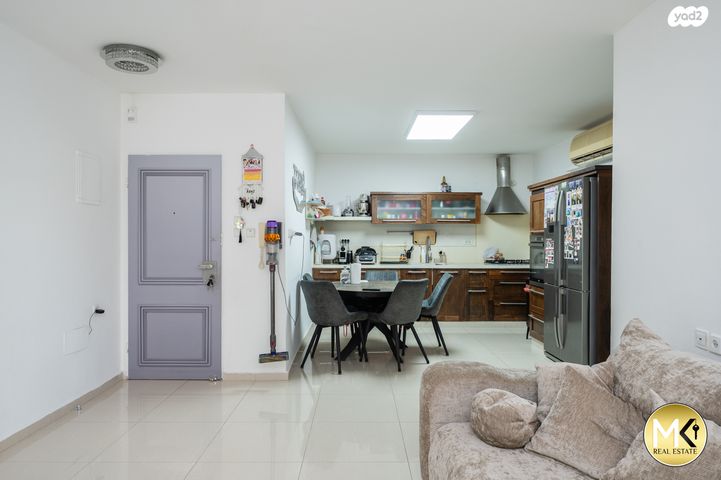 דירה, נווה פרדסים, פרדס חנה כרכור