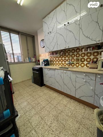 גג/ פנטהאוז, השיקמה 5, דרום מערב ותיק, בת ים