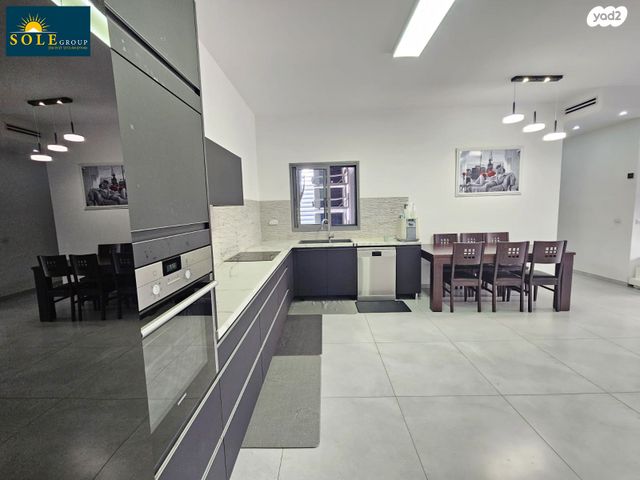 דירת גן, שוהם, אבני חן, חריש