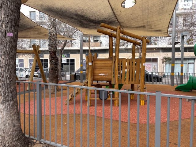 בניין מגורים, מרזוק ועזר 8, צפון יפו, המושבה האמריקאית-גרמנית, תל אביב יפו