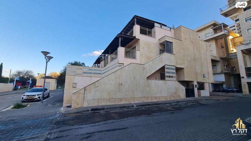 דירת גן, העפרוני, עכו