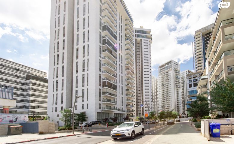 דירה, חיים חפר 3, הרקפות, ראשון לציון