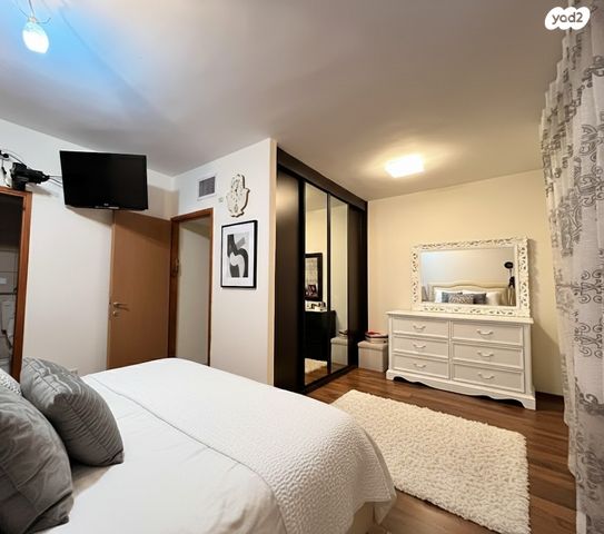 דירה, שמריהו לוין, רסקו ב', חולון