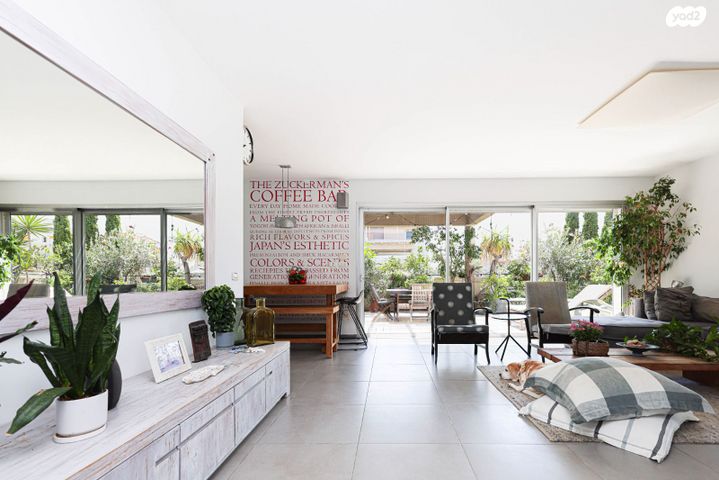 דופלקס, רבקה גובר, לב הפארק, רעננה