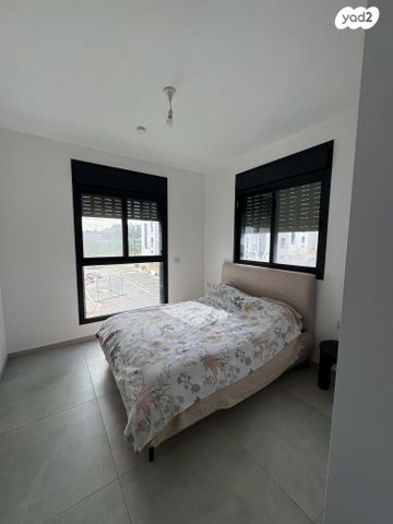 דירה, אריה עוזר, אפרידר, אשקלון