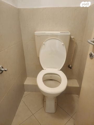 דירה, גרשום 14, נווה רם, שיכון מזרחי, רמת גן