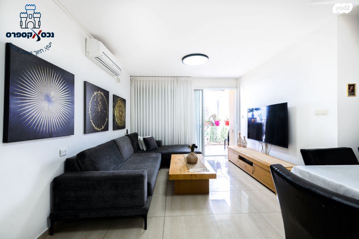 גג/ פנטהאוז, הגפן, באר יעקב