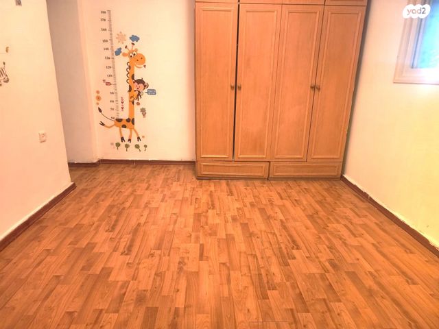 דירה, גרשום 14, נווה רם, שיכון מזרחי, רמת גן