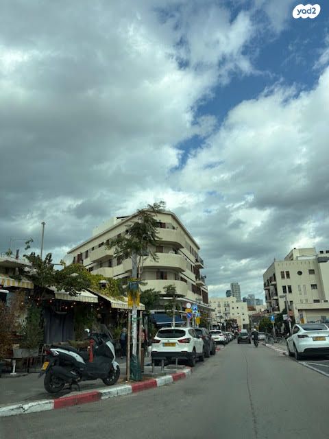 בניין מגורים, מרזוק ועזר 8, צפון יפו, המושבה האמריקאית-גרמנית, תל אביב יפו