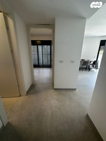 דירה, יוסי בנאי, גבעת זמר, חיפה