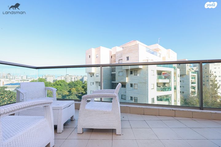 דירה, יוסף 7, קרית השרון, נתניה