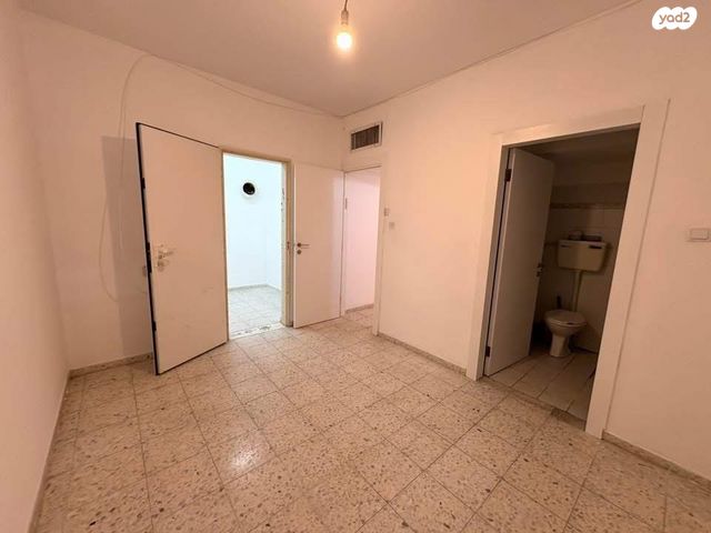 דירה, עדעד, נאות בגין, לב יבנה, יבנה