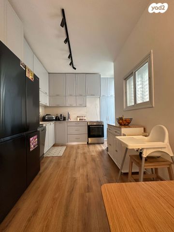 דירה, כצנלסון 92, שינקין, גבעתיים