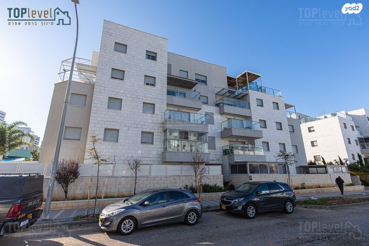 דירה, הגל 15, החותרים, טירת כרמל