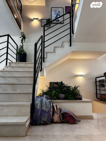 בית פרטי/ קוטג', זרובבל, גולן, רמת השרון