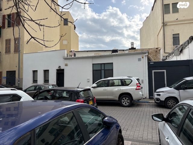 בניין מגורים, מרזוק ועזר 8, צפון יפו, המושבה האמריקאית-גרמנית, תל אביב יפו