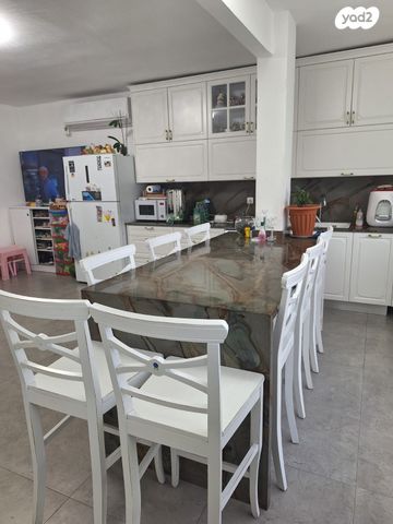 דירה, יוסף ספיר, רסקו א', חולון