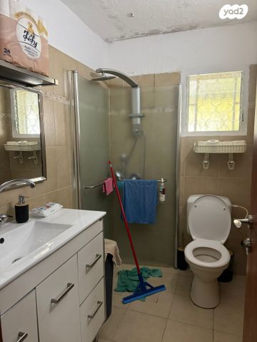 דו משפחתי, המרגלית, הפרחים, קרית גת