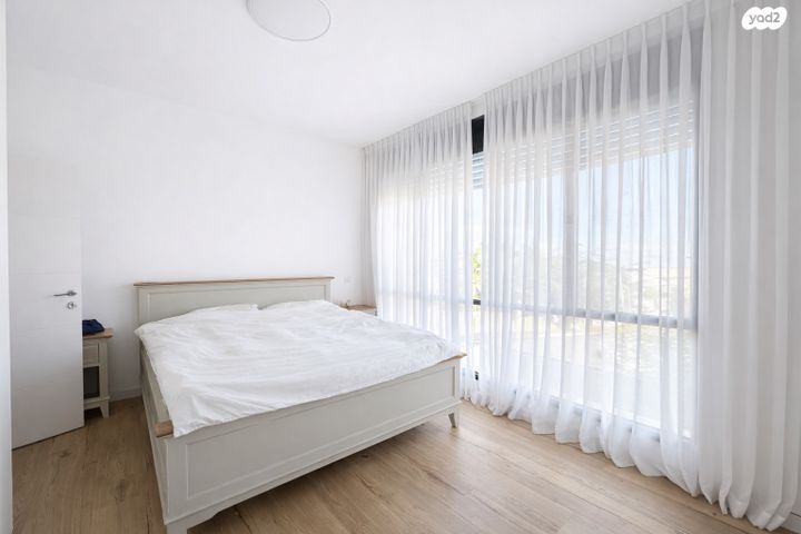 דו משפחתי, השזיף 14, נווה שלו, זכרון יעקב