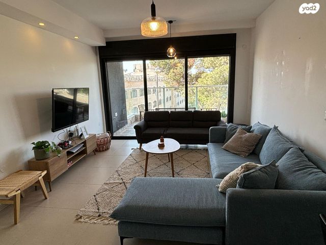 ראובן רובין 7