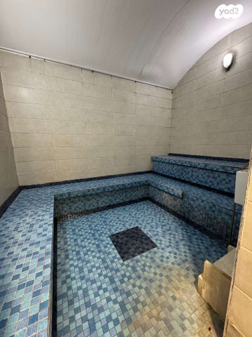 בית פרטי/ קוטג', שדרות מנחם בגין, גבעת אולגה, חדרה