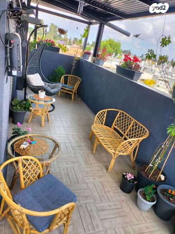 דופלקס, שדרות חיים וייצמן 12, המרכז האזרחי, רמלה