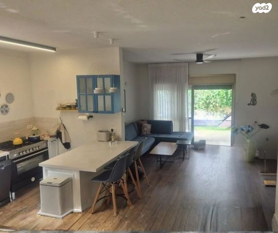 דירת גן, ניצנים, חדרה