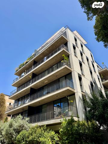 מודיליאני 17