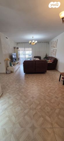 דירה, משה אבן עזרא 17, רובע ה', אשדוד