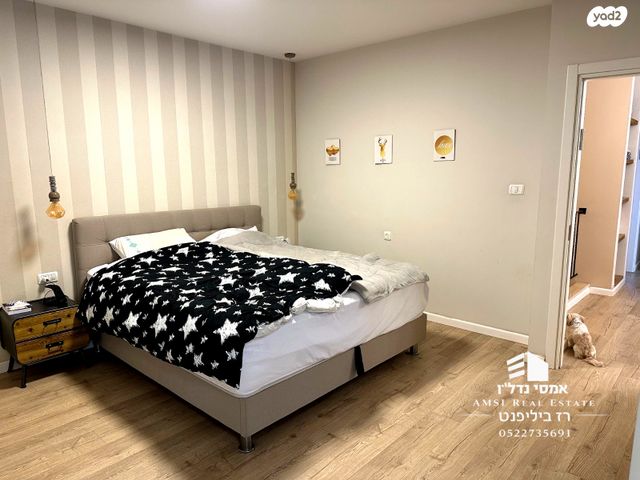 בית פרטי/ קוטג', נאות הפרחים, גן יבנה