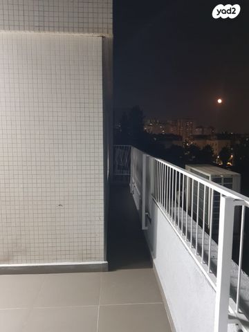 דופלקס, חידקל 6, גני אביב, לוד