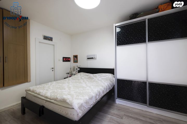 גג/ פנטהאוז, הגפן, באר יעקב