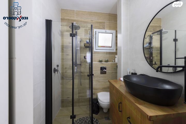 גג/ פנטהאוז, הגפן, באר יעקב