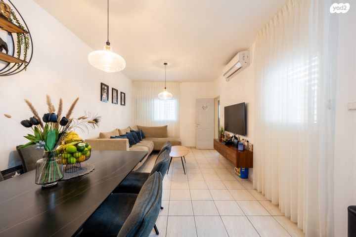 דירה, הירקונים 10, קרית הרב סלומון, פתח תקווה