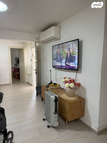 דו משפחתי, המרגלית, הפרחים, קרית גת