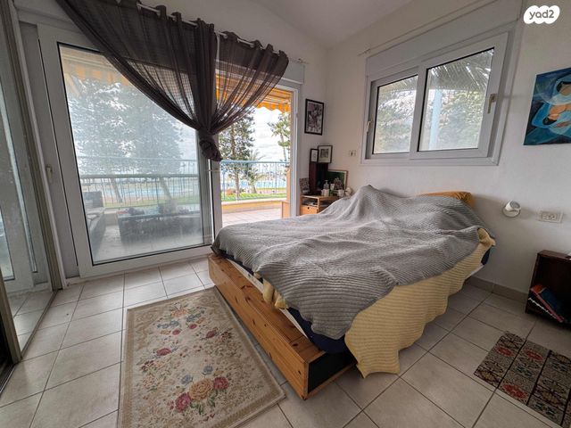 בית פרטי/ קוטג', שדרות מנחם בגין, גבעת אולגה, חדרה