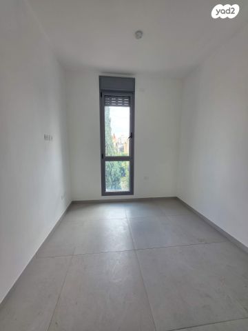 דירה, טרומפלדור, פועלים ד, כפר סבא